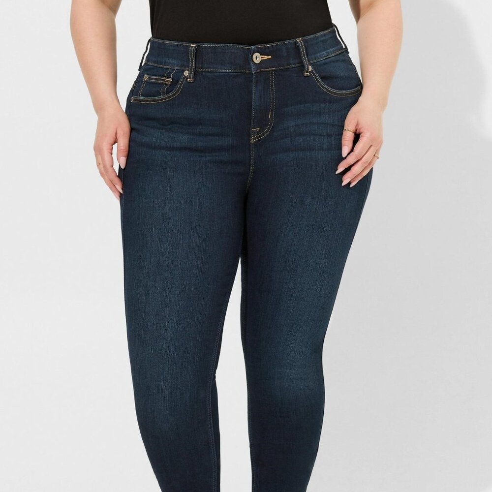 *SOLD* Torrid Bombshell Skinny Premium Stretch High-Rise Jean